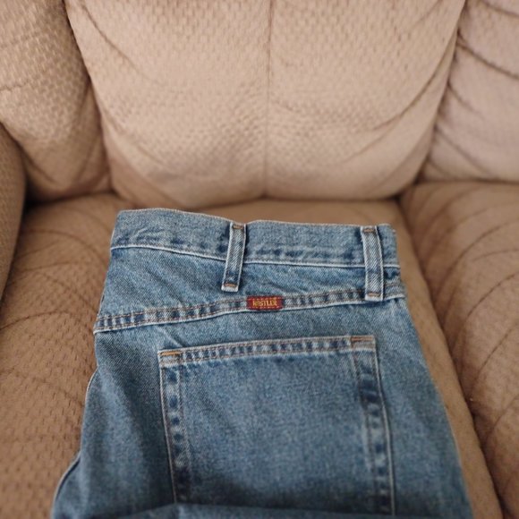 Men's Rustler brand Blue Jeans - Size 40 X 30 - Picture 2 of 3